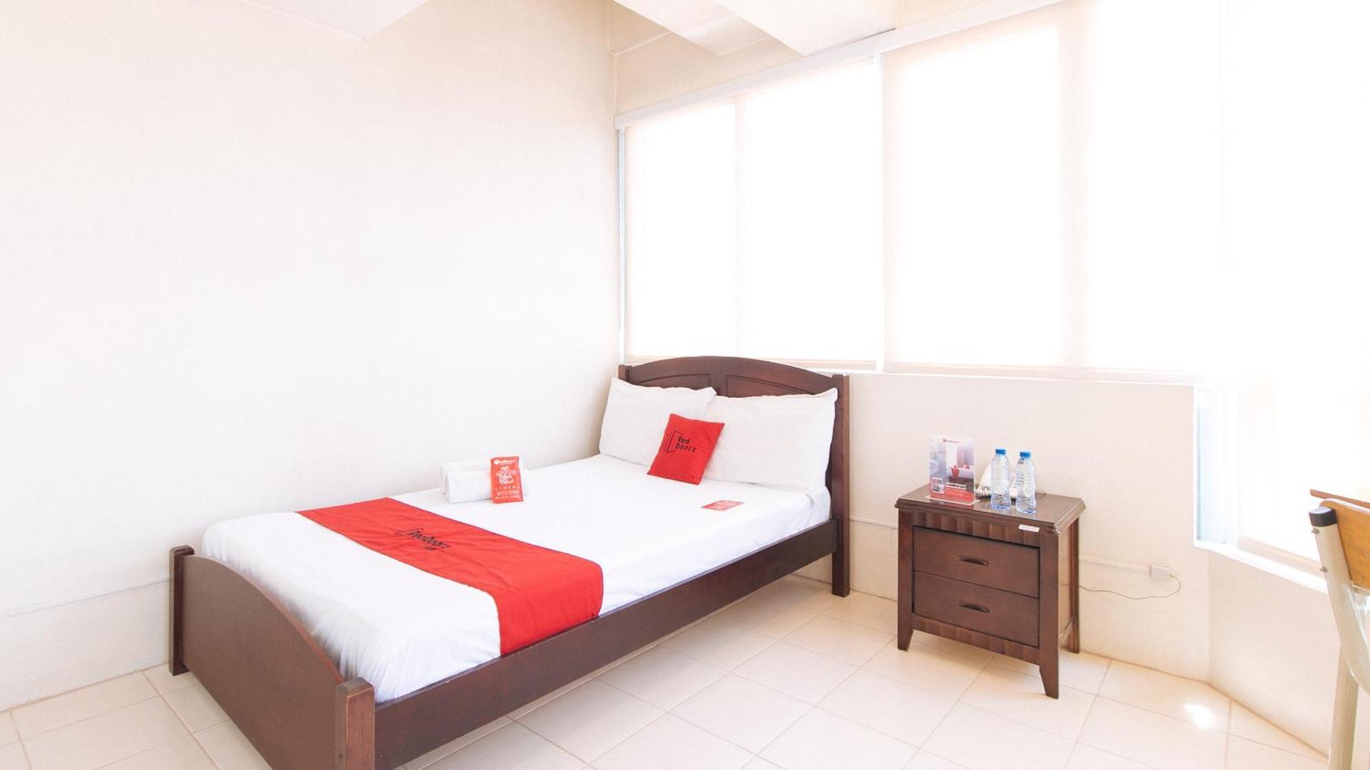 Reddoorz Plus @ E Rodriguez Corner Banawe Quezon City Bagian luar foto