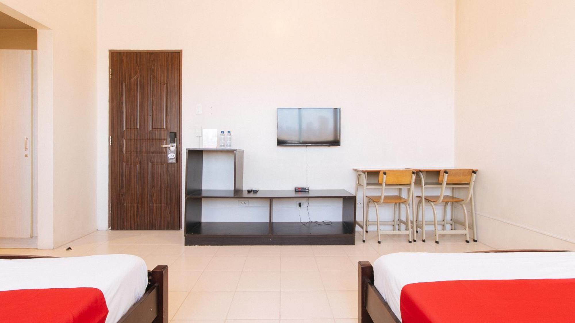 Reddoorz Plus @ E Rodriguez Corner Banawe Quezon City Bagian luar foto