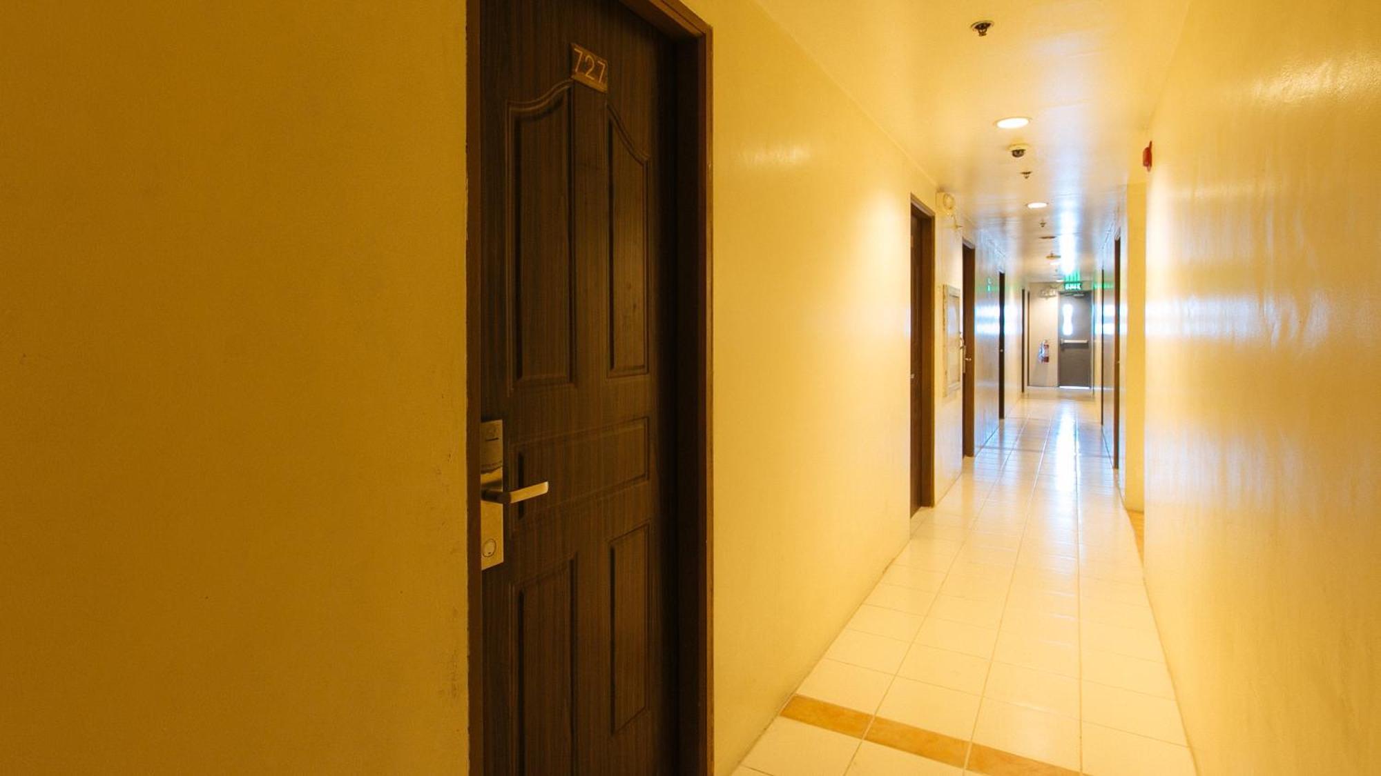 Reddoorz Plus @ E Rodriguez Corner Banawe Quezon City Bagian luar foto